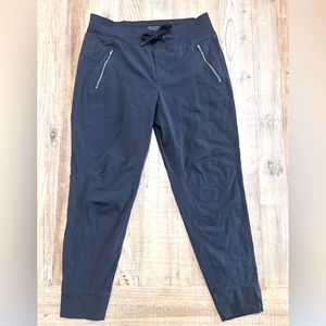 Athleta Trekkie North Jogger | Size 10